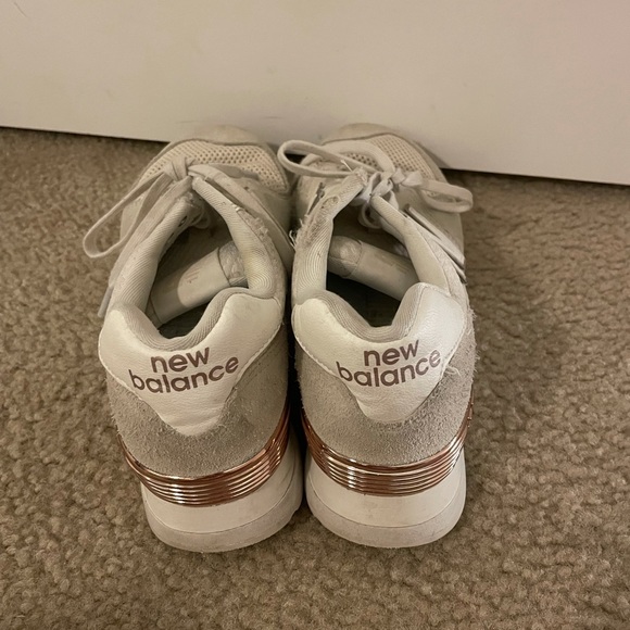 new balance sneakers size 7.5/8 - Picture 3 of 4